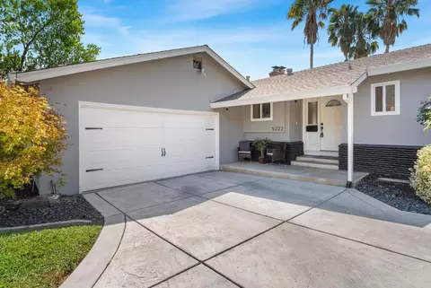 Exterior - 5222 Locust Ave, Carmichael, CA 95608 photo 4 of 11