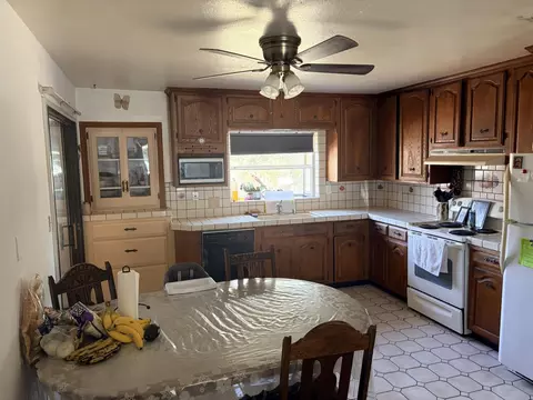 201 Dover Dr, Galt, CA 95632 photo 3