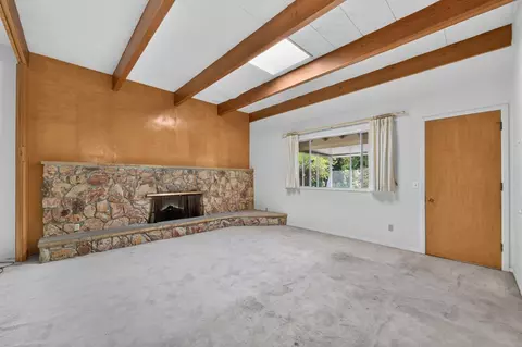 Living - 39808 Barry Rd, Davis, CA 95616 photo 3 of 4