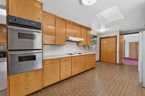 Kitchen - 39808 Barry Rd, Davis, CA 95616 photo 1 of 3