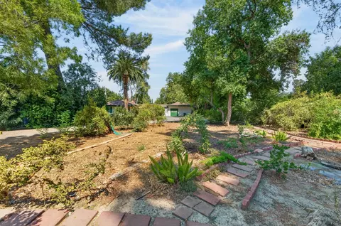 Exterior - 39808 Barry Rd, Davis, CA 95616 photo 6 of 9