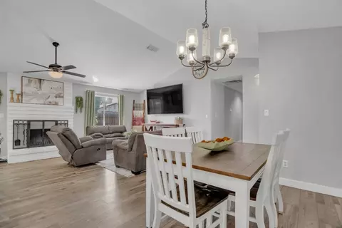 Dining - 1460 Jennifer St, Ripon, CA 95366 photo 2 of 2