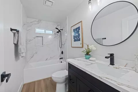 Bath - 4343 Virgusell Cir, Carmichael, CA 95608 photo 2 of 4