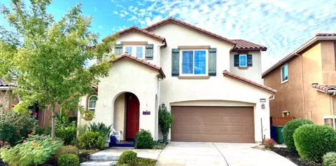 8121 Genex Way, Elk Grove, CA 95757