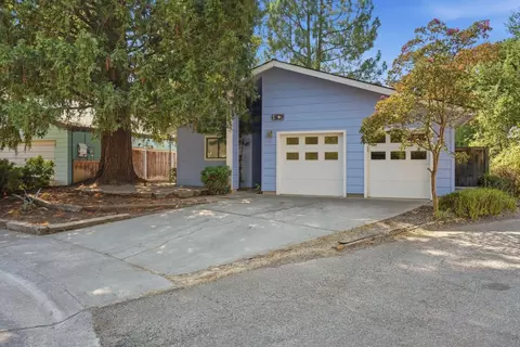 Exterior - 1907 Manet Pl, Davis, CA 95618 photo 2 of 10