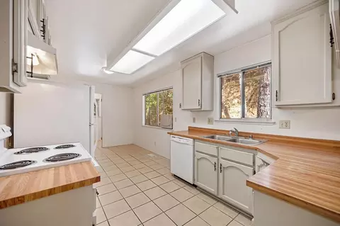 Kitchen - 3130 Ridge Ct, Placerville, CA 95667 photo 1 of 4
