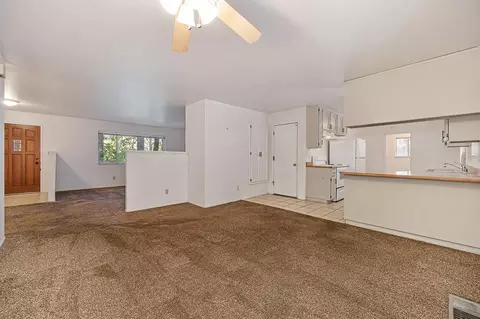 Living - 3130 Ridge Ct, Placerville, CA 95667 photo 5 of 7