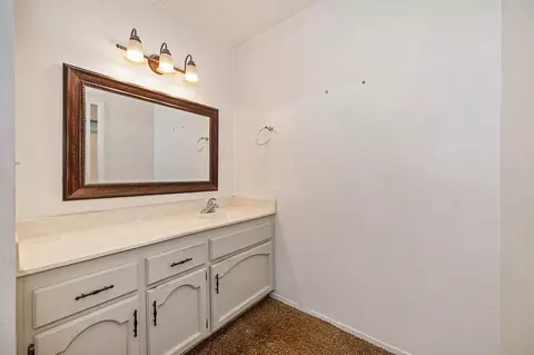 Bath - 3130 Ridge Ct, Placerville, CA 95667 photo 1 of 4