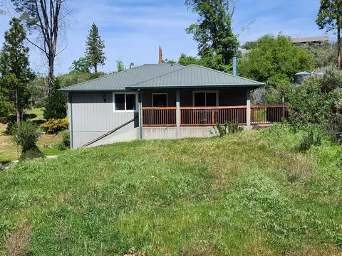 Exterior - 10006 Wendell Rd, Mountain Ranch, CA 95246 photo 4 of 12