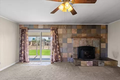 Living - 5922 Nile Rd, Manteca, CA 95337 photo 7 of 9