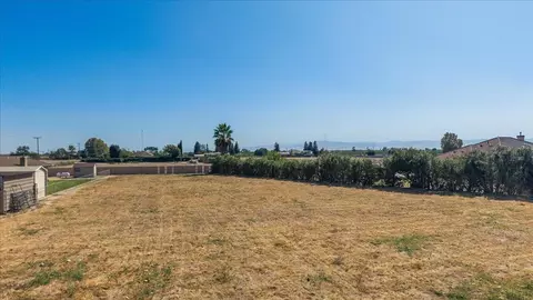 Exterior - 5922 Nile Rd, Manteca, CA 95337 photo 5 of 20