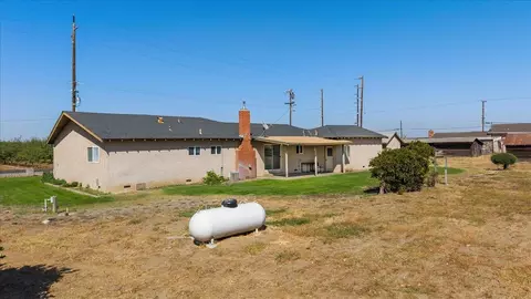 Exterior - 5922 Nile Rd, Manteca, CA 95337 photo 17 of 20