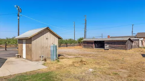 Exterior - 5922 Nile Rd, Manteca, CA 95337 photo 13 of 20