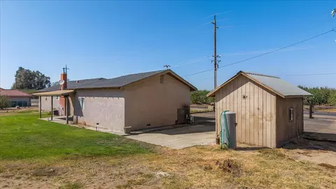 Exterior - 5922 Nile Rd, Manteca, CA 95337 photo 14 of 20