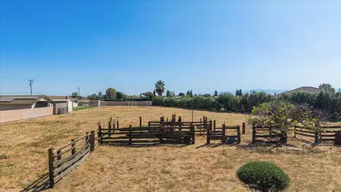 Exterior - 5922 Nile Rd, Manteca, CA 95337 photo 6 of 20