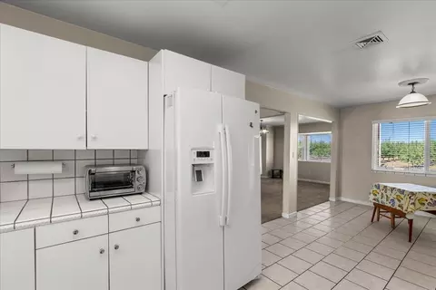 Kitchen - 5922 Nile Rd, Manteca, CA 95337 photo 1 of 4