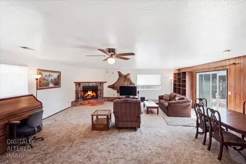 Living - 264 Dana Ct, Manteca, CA 95336 photo 2 of 7