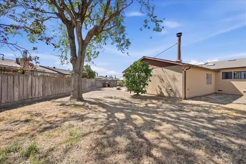 Exterior - 264 Dana Ct, Manteca, CA 95336 photo 9 of 9