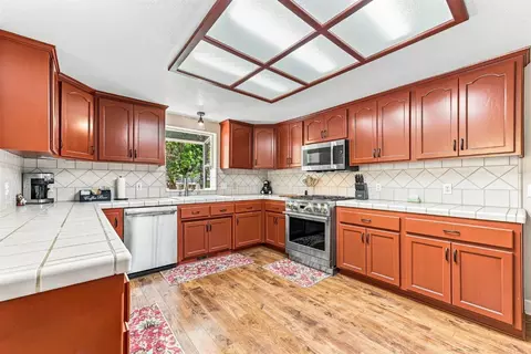 Kitchen - 21985 Shake Ridge Rd, Volcano, CA 95689 photo 3 of 5