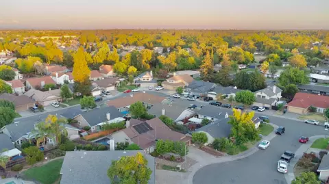 View/Area - 8006 Hamric Ct, Antelope, CA 95843 photo 4 of 5