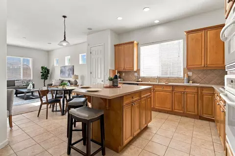 Kitchen - 2217 Hearth Dr, Manteca, CA 95337 photo 2 of 8