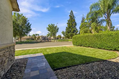 Exterior - 2217 Hearth Dr, Manteca, CA 95337 photo 4 of 8