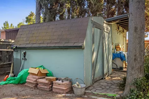 Exterior - 1629 Sheldon Dr, Modesto, CA 95350 photo 6 of 9