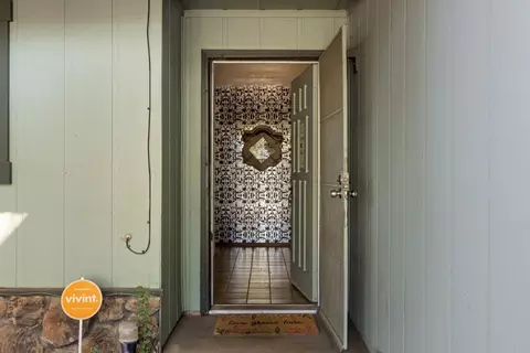 Entry Way - 1629 Sheldon Dr, Modesto, CA 95350 photo 1 of 10