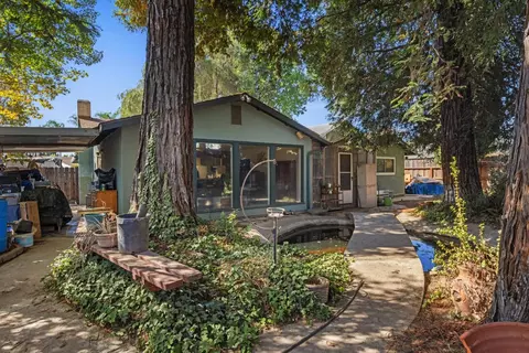 Exterior - 1629 Sheldon Dr, Modesto, CA 95350 photo 7 of 9