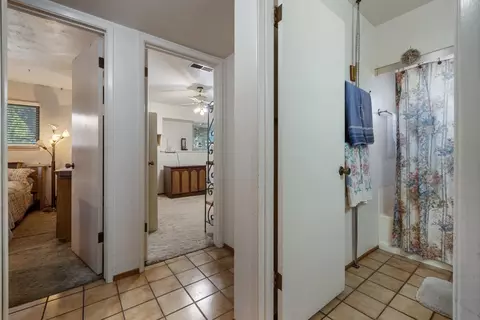 Entry Way - 1629 Sheldon Dr, Modesto, CA 95350 photo 9 of 10