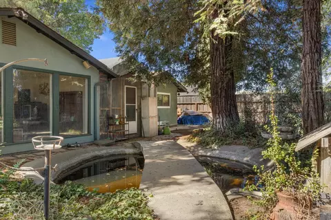 Exterior - 1629 Sheldon Dr, Modesto, CA 95350 photo 8 of 9