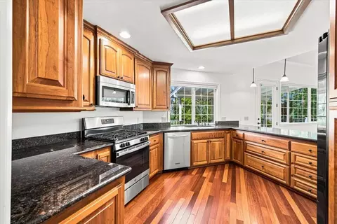 Kitchen - 12963 Thistle Loop, Penn Valley, CA 95946 photo 2 of 2