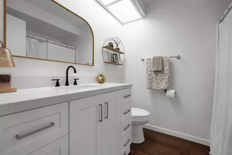 Bath - 234 Tiffany Cir, Ripon, CA 95366 photo 2 of 3