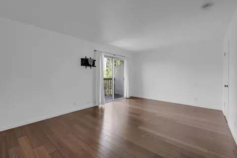Living - 234 Tiffany Cir, Ripon, CA 95366 photo 6 of 7