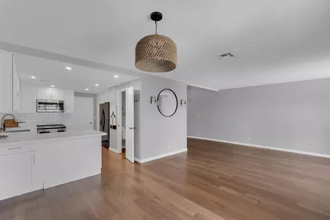 Living - 234 Tiffany Cir, Ripon, CA 95366 photo 4 of 7