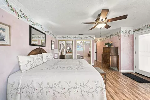 Bedroom - 588 Carrigane Way, Manteca, CA 95337 photo 3 of 7