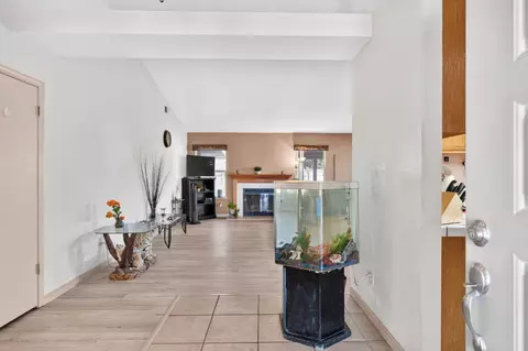 Entry Way - 15187 Avon St, Lathrop, CA 95330 photo 2 of 4
