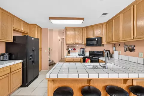 Kitchen - 15187 Avon St, Lathrop, CA 95330 photo 3 of 5