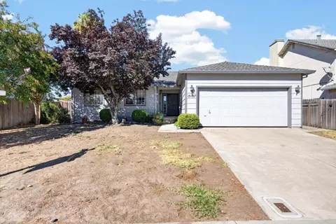 Exterior - 15187 Avon St, Lathrop, CA 95330 photo 3 of 6