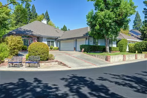 320 Emerson Ct, Roseville, CA 95661
