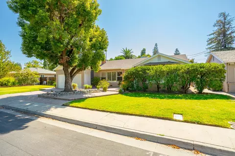 Exterior - 612 Hilton St, Modesto, CA 95350 photo 3 of 13