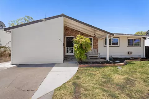 2100 Bowling Green Dr, Sacramento, CA 95825