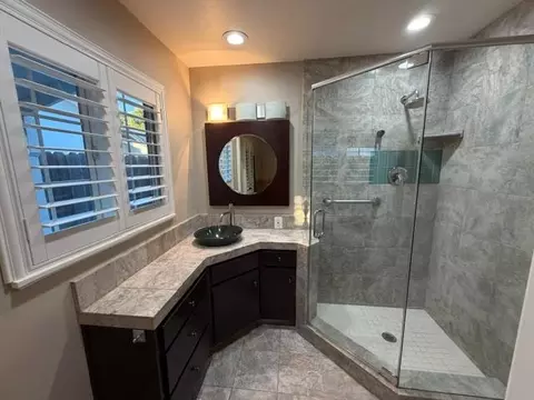 Bath - 1905 Ralston Ct, Modesto, CA 95350 photo 1 of 5