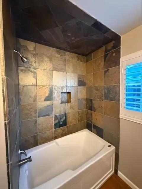 Bath - 1905 Ralston Ct, Modesto, CA 95350 photo 4 of 5
