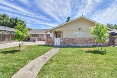 Exterior - 6616 Pepperwood Way, Carmichael, CA 95608 photo 6 of 6