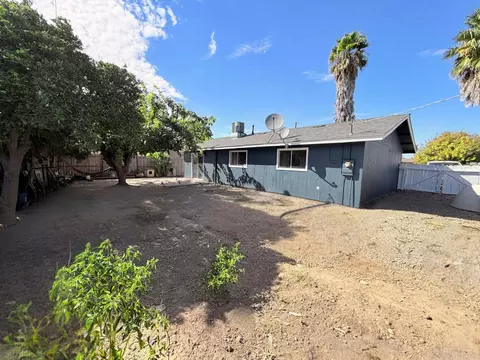 Exterior - 44 Fairview Ave, Gustine, CA 95322 photo 4 of 4