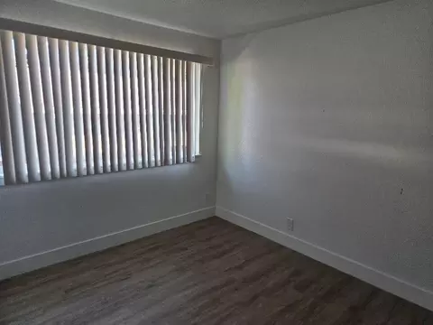 Bedroom - 8801 Fair Oaks Blvd, Carmichael, CA 95608 photo 3 of 4