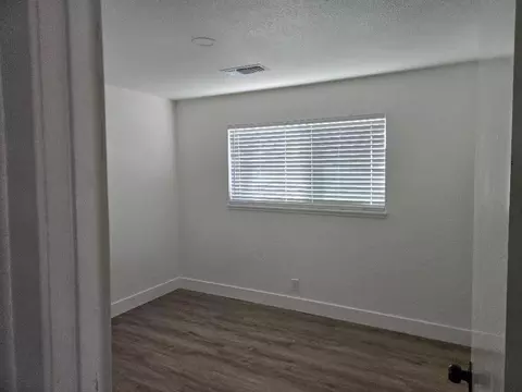 Bedroom - 8801 Fair Oaks Blvd, Carmichael, CA 95608 photo 2 of 4