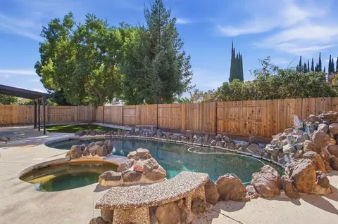 Exterior - 1909 Temescal Dr, Modesto, CA 95355 photo 6 of 6