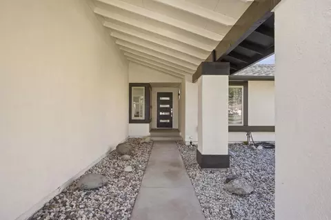 Entry Way - 1909 Temescal Dr, Modesto, CA 95355 photo 1 of 3